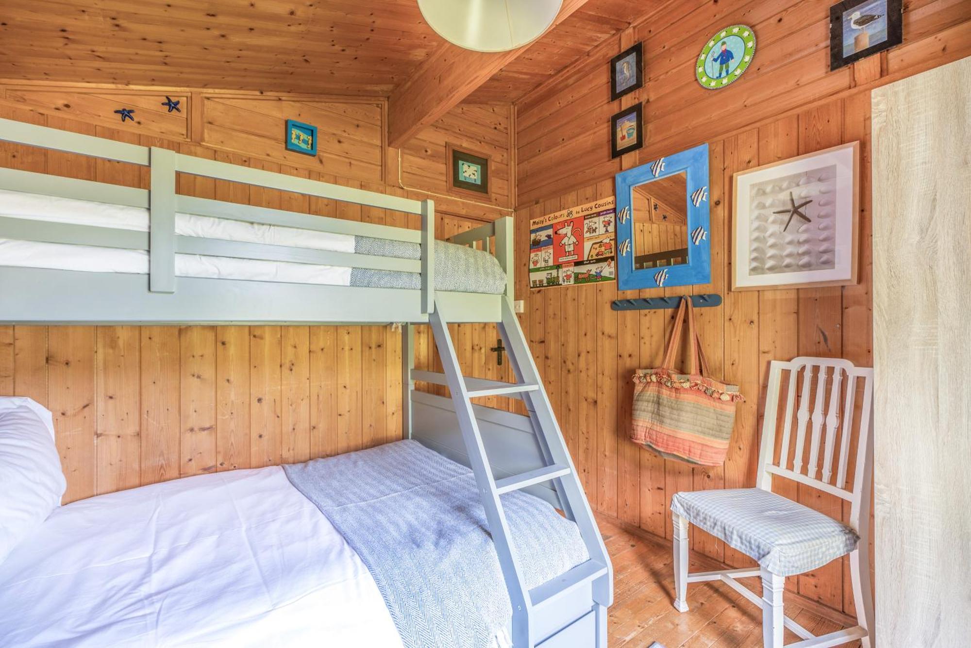 וויידברידג' Scandinavian Style Lodge In Rock מראה חיצוני תמונה